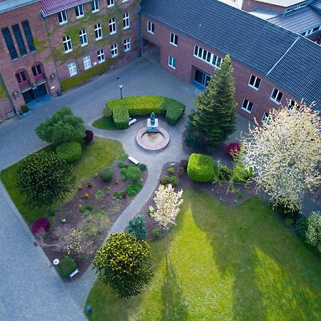 Haus Overbach ยือลิคช์ ภายนอก รูปภาพ
